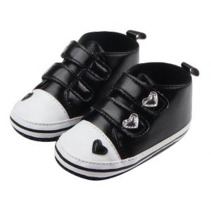 ועוד מוצרים שווים ♥️ Babyies and mommy shop נעלי תינוקות  נעלי עור מבריקות לתינוקות 