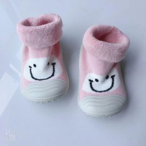 ועוד מוצרים שווים ♥️ Babyies and mommy shop בגדי תינוקות גרב נעל לתינוקות באיורים מיוחדים מידות: 6 חודשים ,12 חודשים, 18 חודשים ,24 חודשים,3 שנים